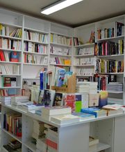 Librairie Des 5 Continents image 11