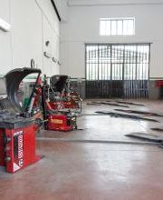 Euromaster F.lli Martiri immagine 10