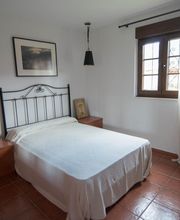 Habitación principal del apartamento A, con baño en suite