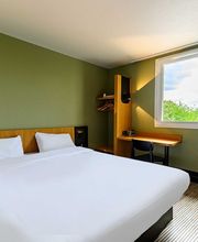 B&B HOTEL Marne-la-Vallée Bussy-Saint-Georges image 1