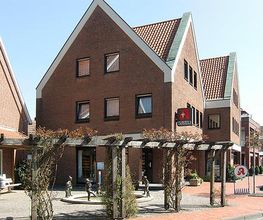 Aussenansicht der Hubertus-Apotheke