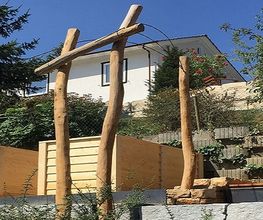 Holz im Garten
