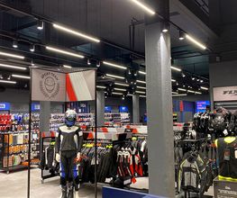 POLO Motorrad Store Frechen Bild 4