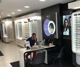 Optic 2000 image 2