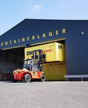 DMS-Containerlager mit Gabelstapler
