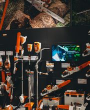 Motorgeräte Esche Bild 1