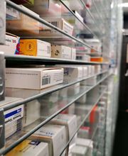 Pharmacie Bleue - Choix médicaments - Vésenaz -