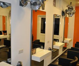 Karakt-Hair Kapsalon afbeelding 3