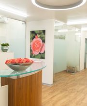 Praxis für integrative Zahnmedizin, Dr. Dr. Christian Nakazi Bild 5