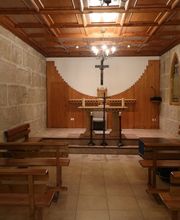 Tanatorio_de_Cangas_capilla.jpg