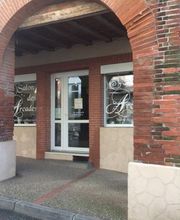 Salon des Arcades image 5