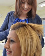 Herren und Damen Coiffeure in Herrliberg Bild 2