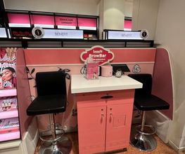 Brow Bar Benefit Cosmetics immagine 4