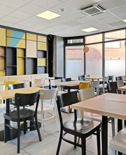 B&B HOTEL Le Mans Centre image 8