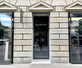 BALENCIAGA Bild 1
