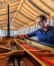 Pianoservice Julian van Gogh Bild 3