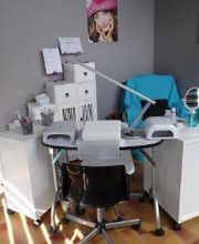Aby Nail image 9