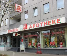 Aussenansicht der Rosen-Apotheke