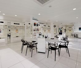 Opticien TOURS Optical Center image 2