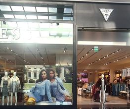 GUESS imagen 3