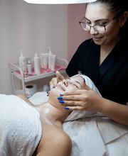 Noemi Nails & Beauty Bild 12