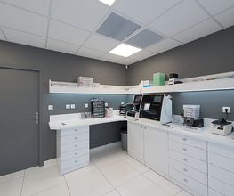 Opticien TAVERS Optical Center image 10