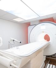 Dr. Lins | Ihre MRT Radiologie Privatpraxis Nürnberg | Schnelle Termine | Vorsorge und mehr Bild 5