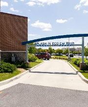 Get your car wash at Splash In located at 8078 Ritchie Highway, Pasadena, MD!