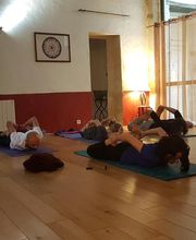 CEFY Manolaya Yoga image 2