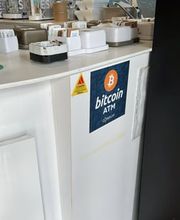 CoinFlip Bitcoin ATM - La Plaza Cafe (Casorate Primo) immagine 8