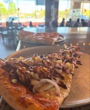 Russo's New York Pizzeria & Italian Kitchen - Katy Reserve image 4