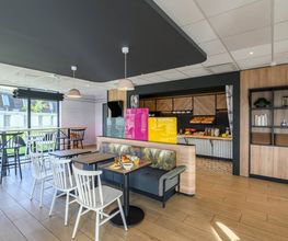 B&B HOTEL Compiègne image 10
