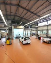 Carrosserie Holdener + Abschleppdienst Altendorf GmbH