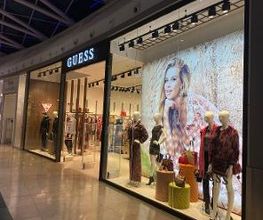 GUESS immagine 2