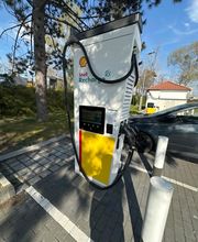 Shell Recharge Charging Station Bild 1