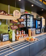 B&B HOTEL Caen Mémorial image 11