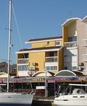 Hôtel Port Beach image 2