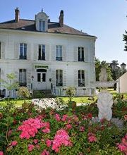 Logis Hostellerie le Châtel image 3