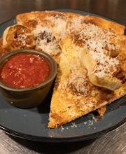 Pedro's Pizza Lounge image 6