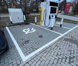 Shell Recharge Charging Station Bild 3