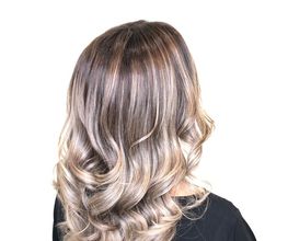 Lilian Hair Salon Bild 37