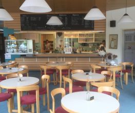 Cafe mit Herz Bild 2