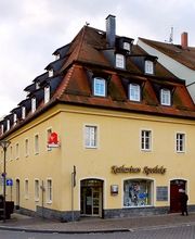 Aussenansicht der Katharinen-Apotheke