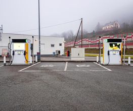 Shell Recharge Charging Station Bild 1