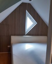 Wandverkleidung Eiche Lamelle