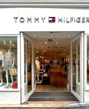 Tommy Hilfiger image 1