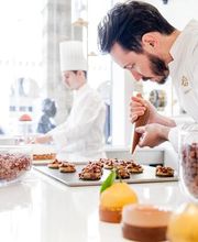 Le Meurice, La Pâtisserie du Meurice par Cédric Grolet, Paris.