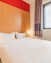 B&B HOTEL Colmar Expo image 1