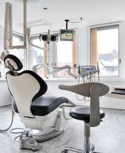 Zahnarztpraxis Dr. med. dent. Lothar Frank Bild 7