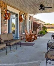 Ravenwood Terrace Senior Living image 5